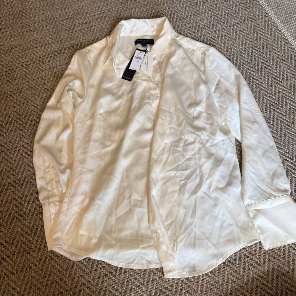 Banana Republic Cream Classic Fit Shirt
